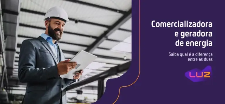 Homem analisando diferença entre comercializadora e distribuidora de energia